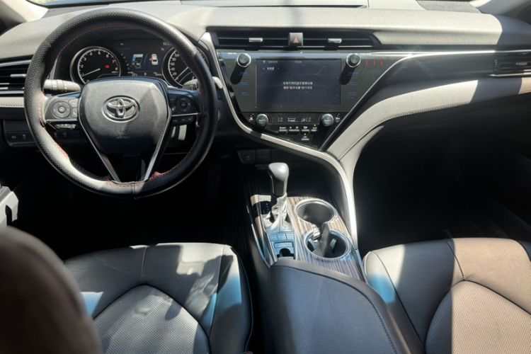 Used Toyota Camry 2019 2.5G Luxury Edition China VI Standard Interior 1