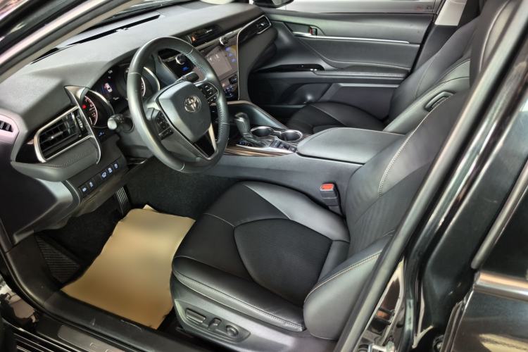 Used Toyota Camry 2019 2.5G Luxury Edition China VI Standard Interior 1