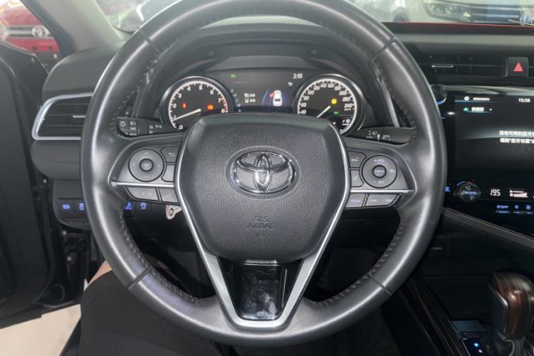 Used Toyota Camry 2019 Revised Version 2.0G Luxury Edition Interior 1