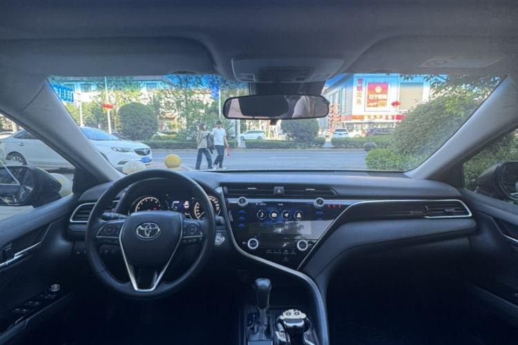 Used Toyota Camry 2019 2.0G Luxury Edition China V Standard Interior 1