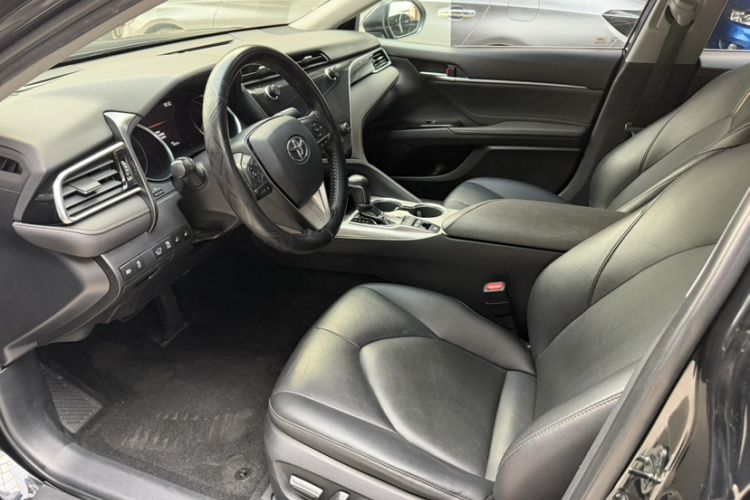 Used Toyota Camry 2019 Dual-Engine 2.5 HG Luxury Edition China VI Standard Interior 2
