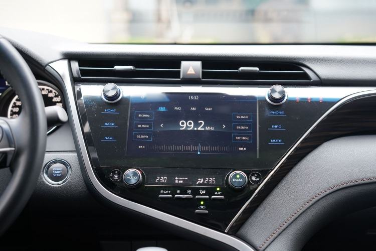 Used Toyota Camry 2019 Revised Version 2.0G Luxury Edition Interior 2
