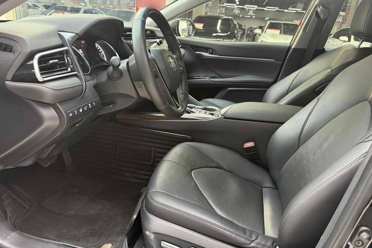 Used Toyota Camry 2019 2.5G Luxury Edition China V Standard Interior 2