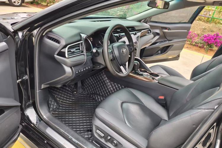 Used Toyota Camry 2019 2.5G Luxury Edition China VI Standard Interior 2