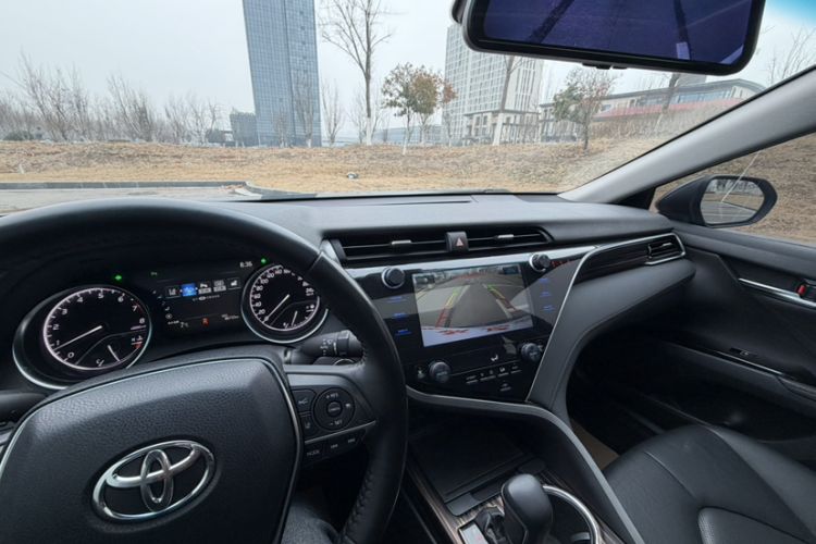 Used Toyota Camry 2019 2.0G Luxury Edition China VI Standard Interior 3