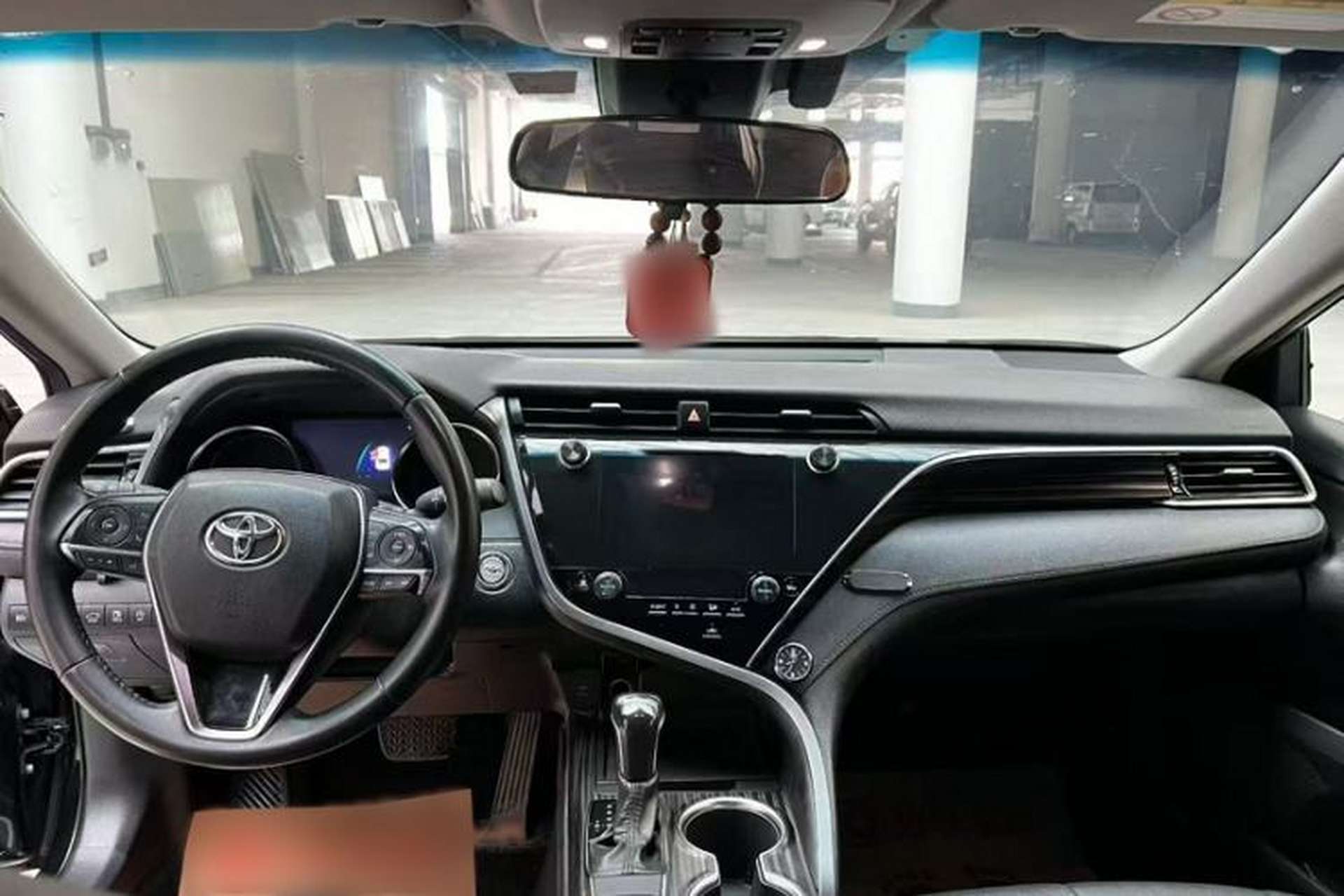 Used Toyota Camry 2019 2.0G Luxury Edition China V Standard Interior 3