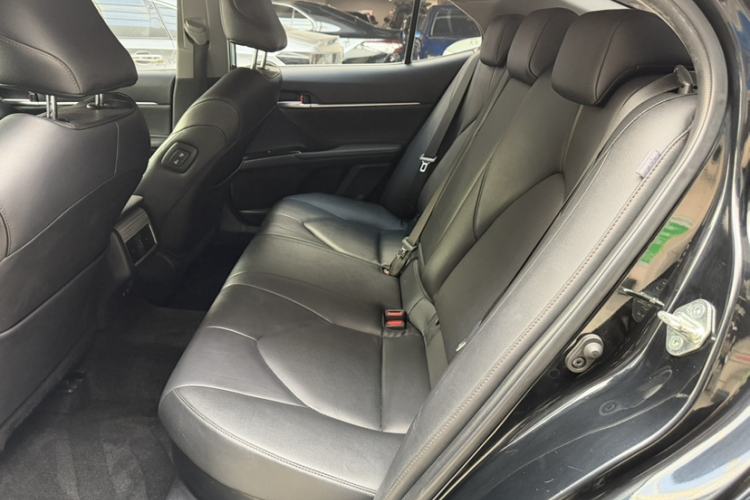 Used Toyota Camry 2019 Dual-Engine 2.5 HG Luxury Edition China VI Standard Interior 3