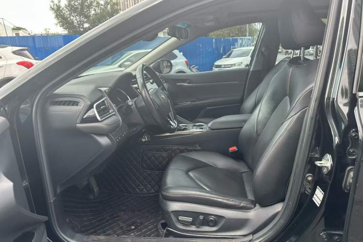 Used Toyota Camry 2019 2.5G Luxury Edition China VI Standard Interior 3