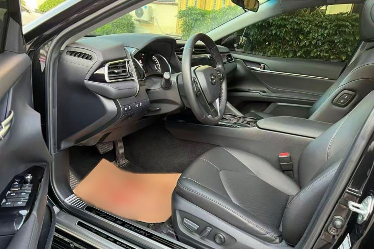 Used Toyota Camry 2019 Dual-Engine 2.5HS FENGSHANG Edition China VI Standard Interior 4
