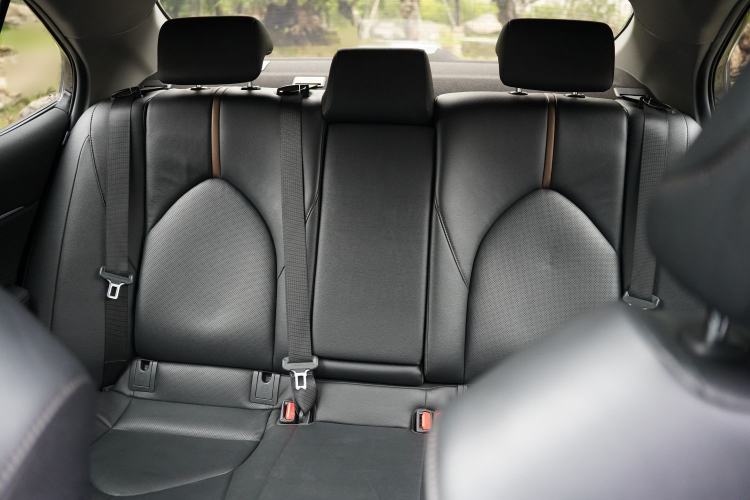 Used Toyota Camry 2019 Revised Version 2.0G Luxury Edition Interior 4