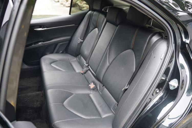 Used Toyota Camry 2019 Revised Version 2.0G Luxury Edition Interior 6