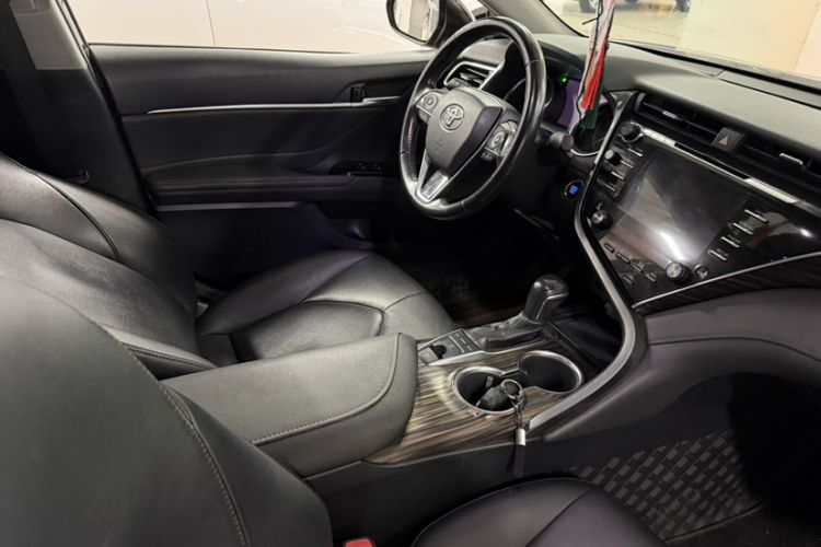 Used Toyota Camry 2019 2.5G Luxury Edition China VI Standard Interior 7