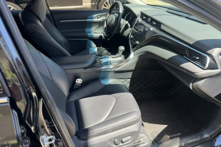 Used Toyota Camry 2019 2.5G Luxury Edition China VI Standard Interior 7
