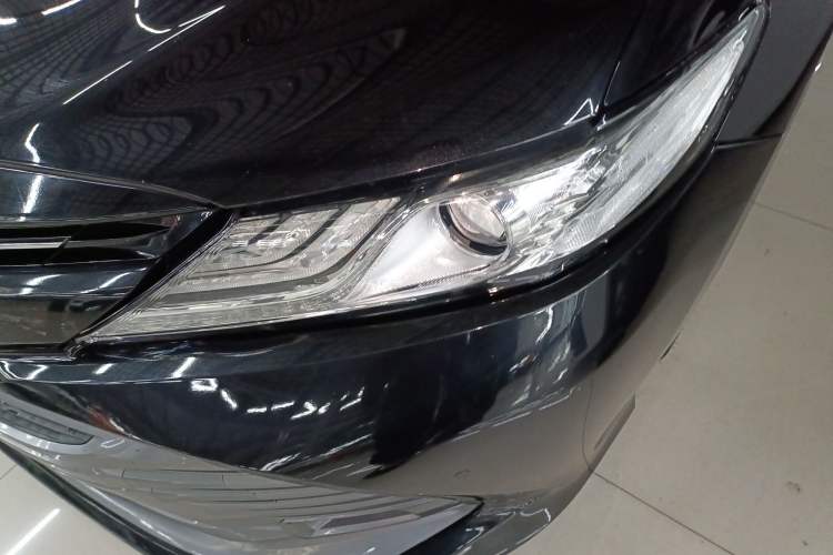 Used Toyota Camry 2019 2.0G Luxury Edition China VI Standard Left Front Headlight