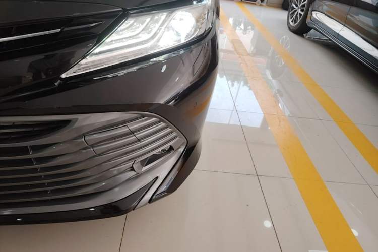 Used Toyota Camry 2019 Revised Version 2.0G Luxury Edition Left Front Headlight