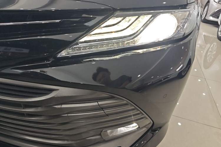 Used Toyota Camry 2019 Revised Version Dual-Engine 2.5 HG Luxury Edition Left Front Headlight