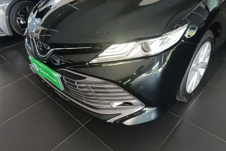 Used Toyota Camry 2019 Revised Version 2.0G Luxury Edition Left Front Headlight