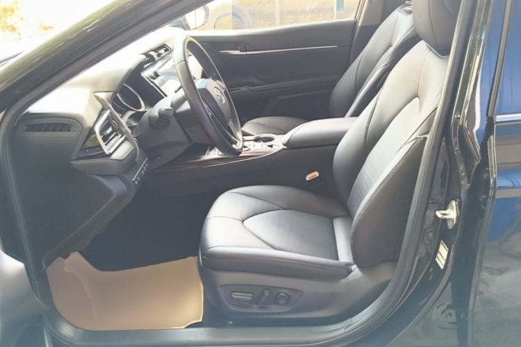 Used Toyota Camry 2019 Revised Version 2.0G Luxury Edition Left Front Seat