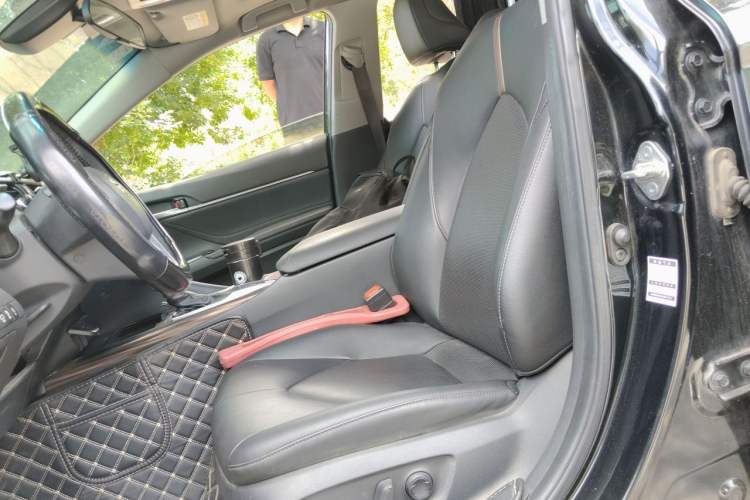 Used Toyota Camry 2019 2.5G Luxury Edition China VI Standard Left Front Seat