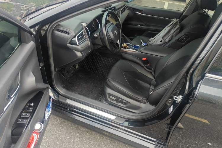 Used Toyota Camry 2019 2.0G Luxury Edition China VI Standard Left Front Seat