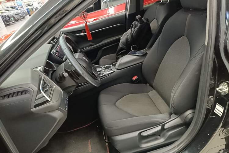 Used Toyota Camry 2019 2.0S FENGSHANG Version China V Standard Left Front Seat
