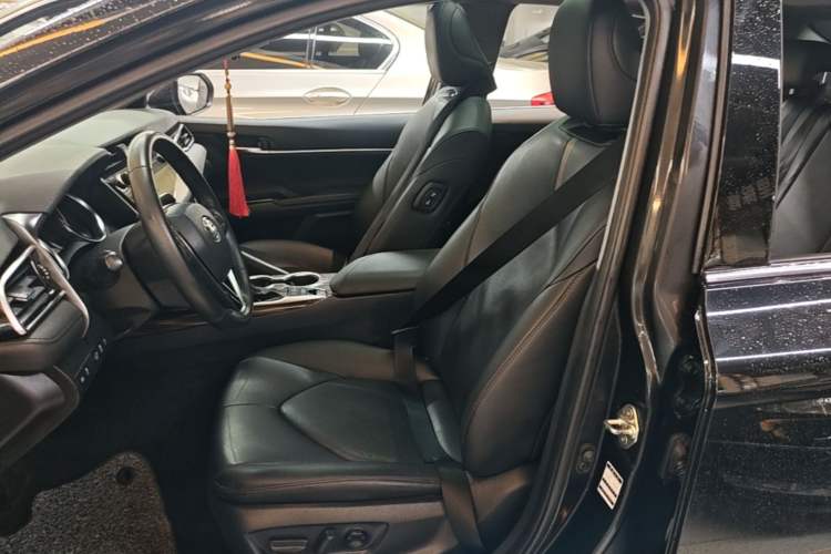 Used Toyota Camry 2019 2.5G Luxury Edition China VI Standard Left Front Seat