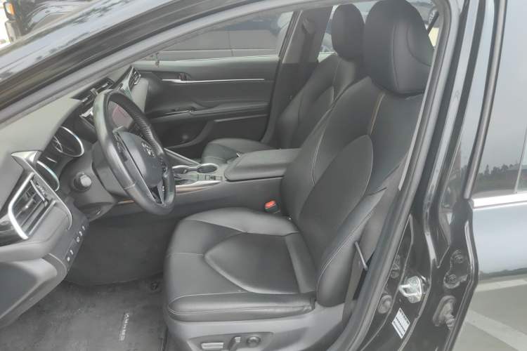 Used Toyota Camry 2019 Revised Version 2.0G Luxury Edition Left Front Seat