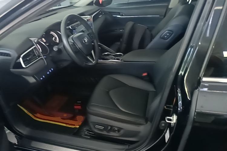 Used Toyota Camry 2019 Revised Version 2.0G Luxury Edition Left Front Seat