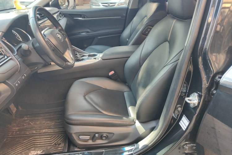 Used Toyota Camry 2019 Dual-Engine 2.5 HG Luxury Edition China V Standard Left Front Seat