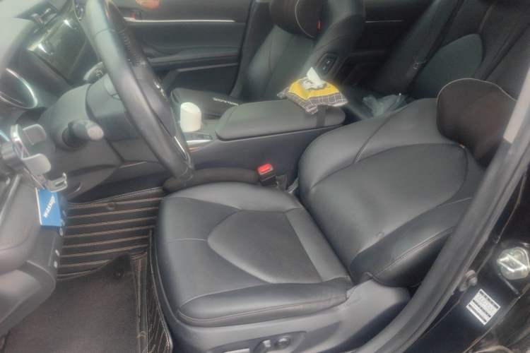 Used Toyota Camry 2019 Revised Version 2.0G Luxury Edition Left Front Seat