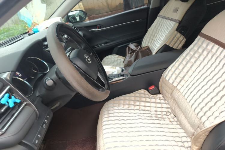 Used Toyota Camry 2019 Revised Version 2.0G Luxury Edition Left Front Seat