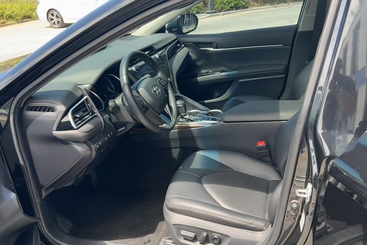 Used Toyota Camry 2019 Revised Version 2.0G Luxury Edition Left Front Seat