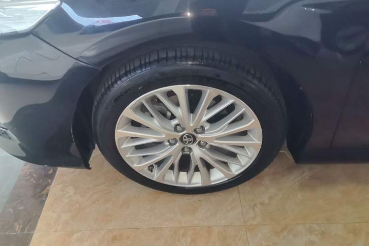 Used Toyota Camry 2019 2.5G Luxury Edition China VI Standard Left Front Wheel Hub
