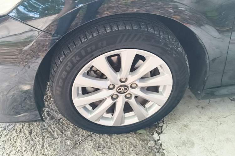 Used Toyota Camry 2019 Revised Version 2.0G Luxury Edition Left Front Wheel Hub