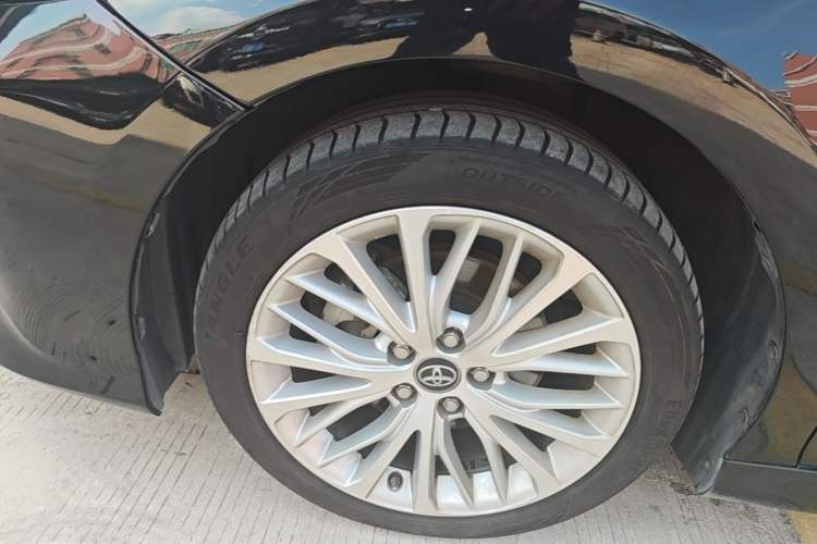 Used Toyota Camry 2019 Revised Version 2.5G Luxury Edition Left Front Wheel Hub