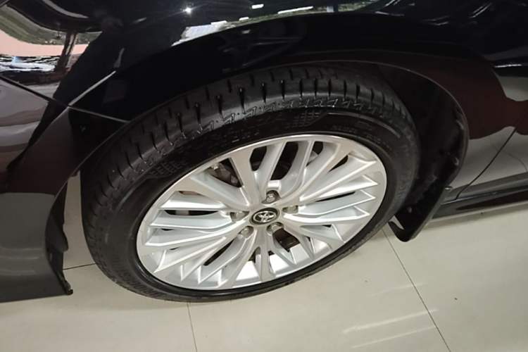 Used Toyota Camry 2019 2.5G Luxury Edition China VI Standard Left Front Wheel Hub