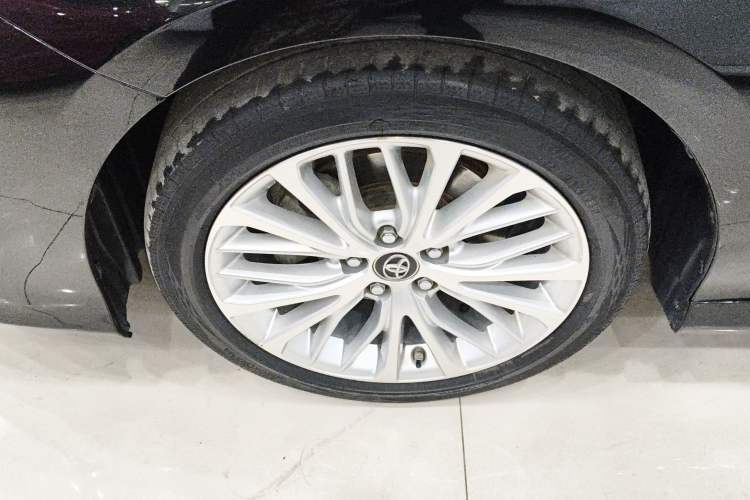 Used Toyota Camry 2019 2.5G Luxury Edition China VI Standard Left Front Wheel Hub