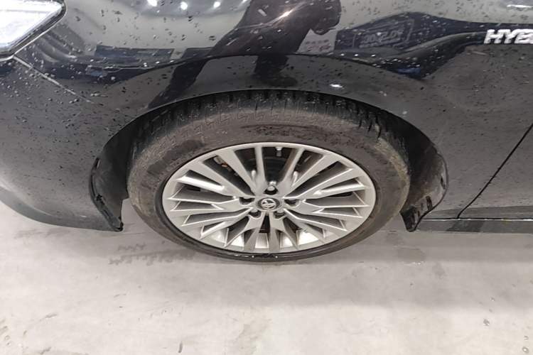 Used Toyota Camry 2019 Revised Version Dual-Engine 2.5 HG Luxury Edition Left Front Wheel Hub
