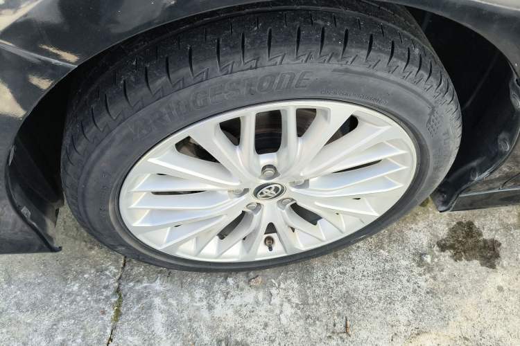 Used Toyota Camry 2019 2.5G Luxury Edition China VI Standard Left Front Wheel Hub