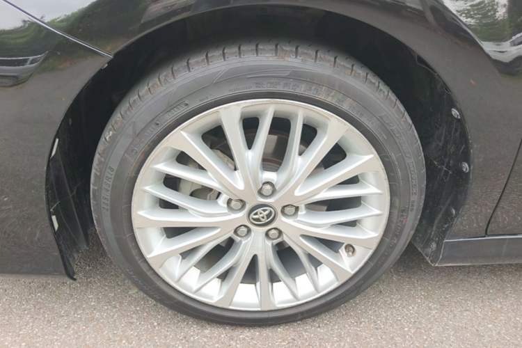 Used Toyota Camry 2019 Revised Version 2.5G Luxury Edition Left Front Wheel Hub