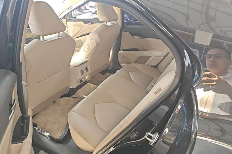 Used Toyota Camry 2019 2.5G Luxury Edition China VI Standard Left Rear Seat