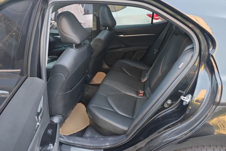 Used Toyota Camry 2019 Revised Version Dual-Engine 2.5 HG Luxury Edition Left Rear Seat