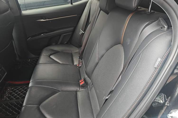Used Toyota Camry 2019 Revised Version 2.0G Luxury Edition Left Rear Seat