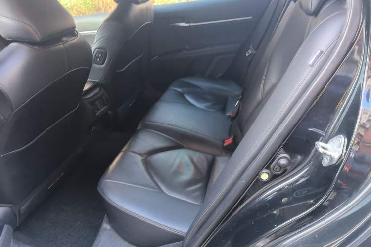 Used Toyota Camry 2019 2.5G Luxury Edition China VI Standard Left Rear Seat