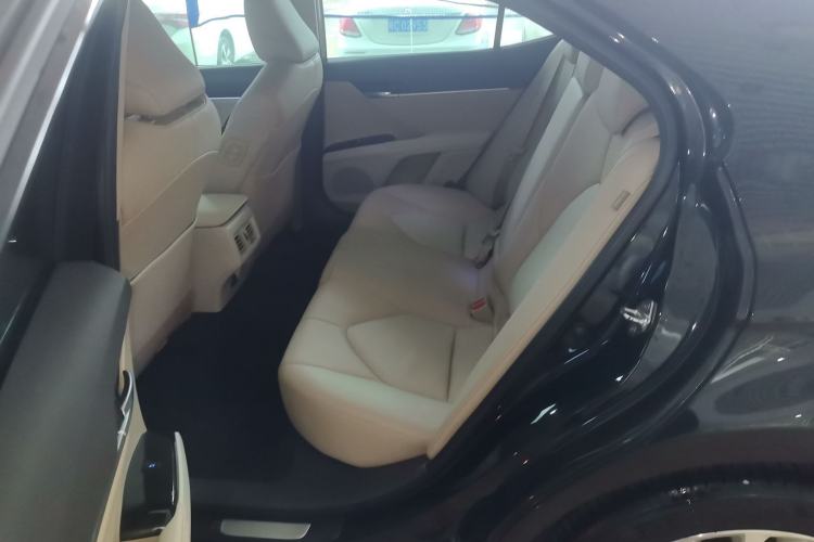 Used Toyota Camry 2019 2.5G Luxury Edition China VI Standard Left Rear Seat