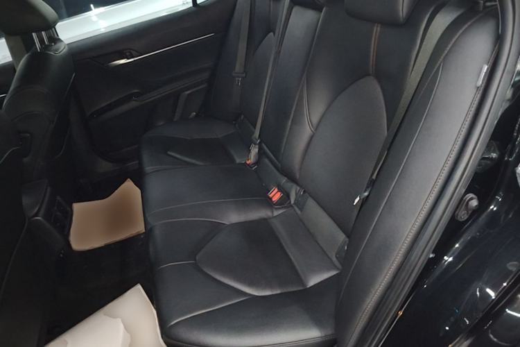 Used Toyota Camry 2019 Revised Version 2.0G Luxury Edition Left Rear Seat