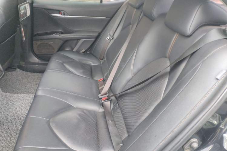 Used Toyota Camry 2019 2.0G Luxury Edition China VI Standard Left Rear Seat