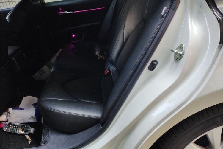 Used Toyota Camry 2019 2.0G Luxury Edition China VI Standard Left Rear Seat
