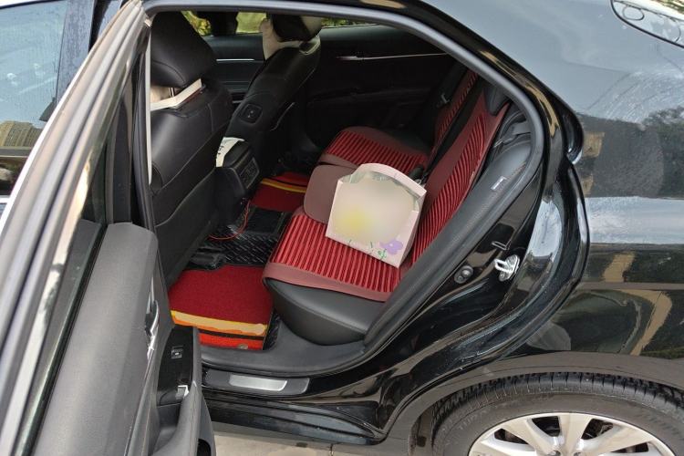 Used Toyota Camry 2019 2.0G Luxury Edition China VI Standard Left Rear Seat