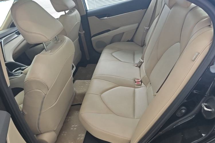 Used Toyota Camry 2019 Revised Version Dual-Engine 2.5 HG Luxury Edition Left Rear Seat